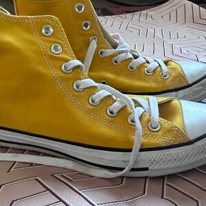 High top yellow converse